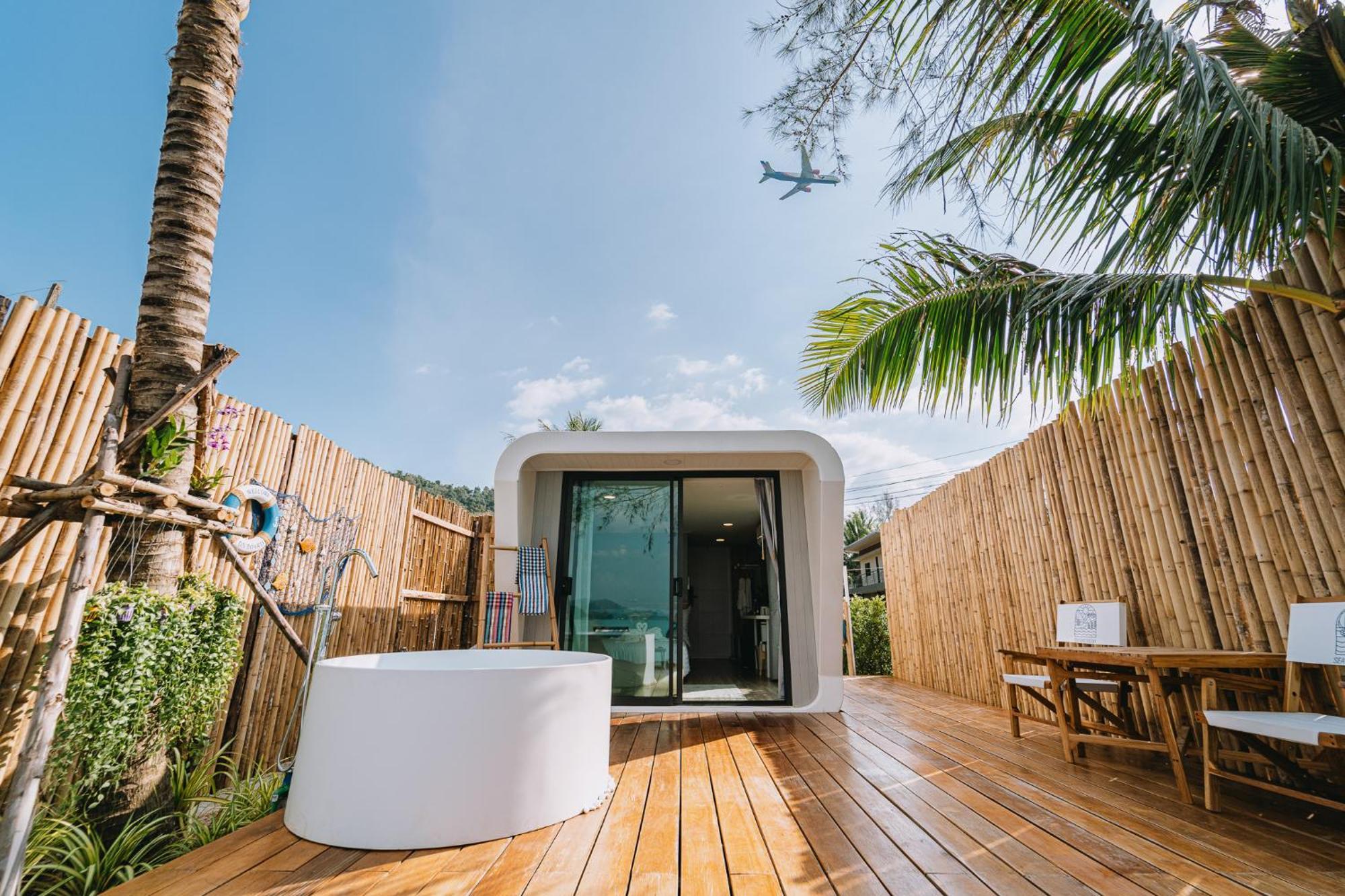 Sea Sand See Sky Beach Front Resort Phuket Bagian luar foto